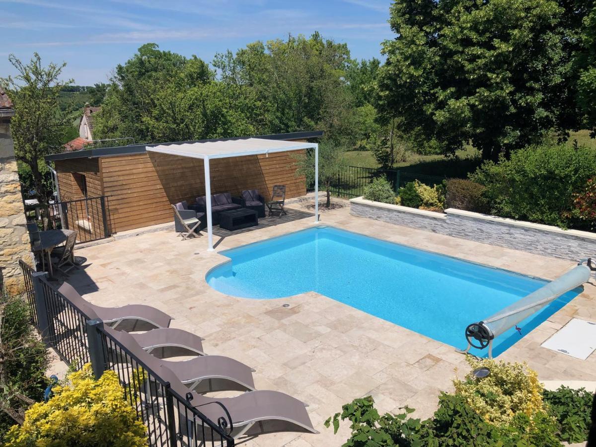 Le Rouge & Blanc Bed & Breakfast Saint-Maurice-le-Vieil Exterior photo